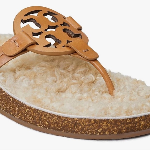 Tory Burch Miller Cloud Shearling Thong Sandals 🩴 - Picture 5 of 7